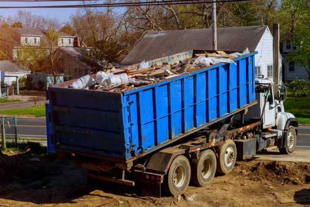 Best Yard Waste Removal  in Williamsport, IN
